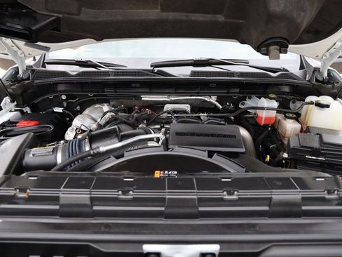 Certified 2025 GMC Sierra 3500 AT4 w/ Technology Package image 28