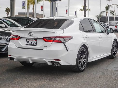 Used 2022 Toyota Camry SE w/ Carpet Mat Package (TMS) FWD image 7