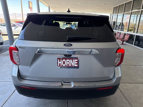 Used 2021 Ford Explorer 2WD image 5