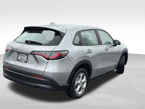 Used 2025 Honda HR-V LX image 7