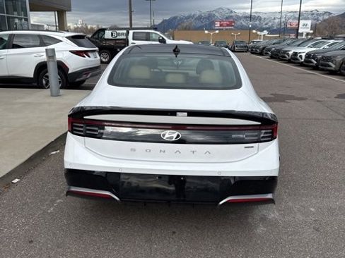 Used 2025 Hyundai Sonata Limited image 6