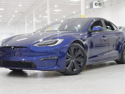 Used 2021 Tesla Model S Plaid image 6