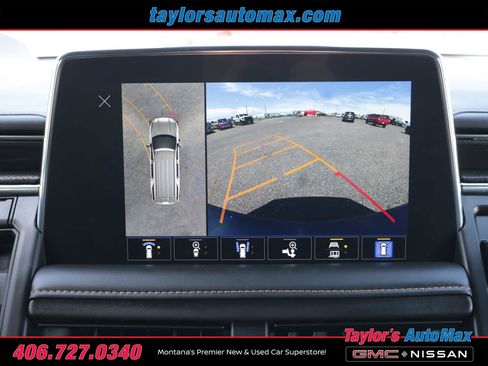 Used 2024 GMC Yukon AT4 w/ Technology Package AWD/4WD image 16