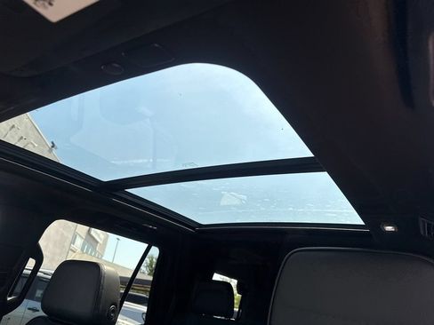Used 2023 GMC Yukon Denali w/ LPO, Floor Liner Package AWD/4WD image 17