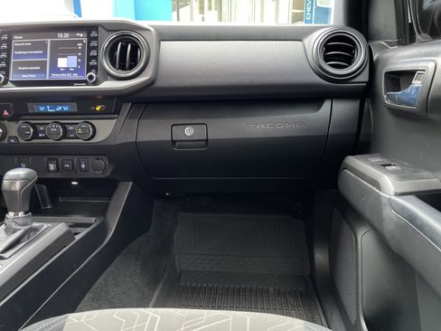 Used 2023 Toyota Tacoma TRD Off-Road image 34