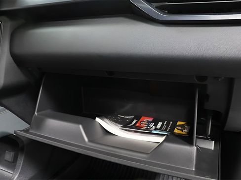 Used 2024 GMC Acadia AT4 image 33