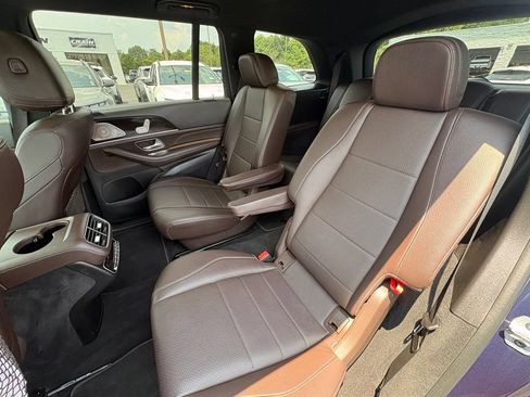 Used 2022 Mercedes-Benz GLS 450 4MATIC image 26
