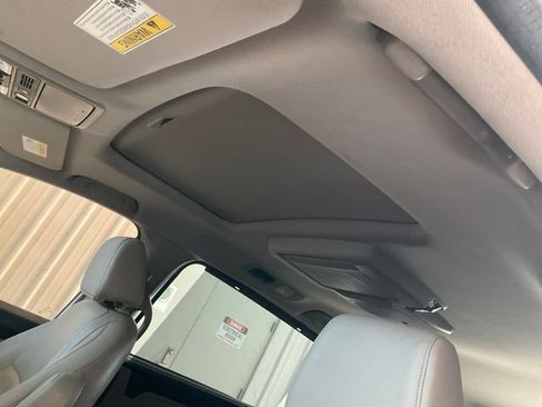 Certified 2018 Honda Odyssey Elite image 7