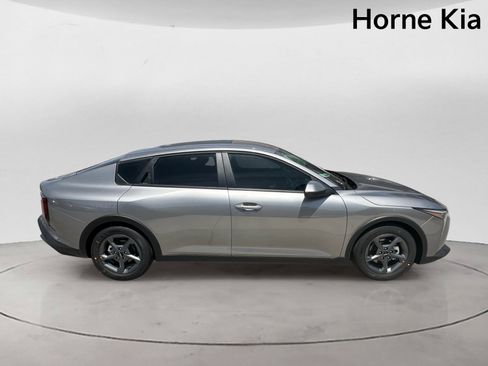 New 2026 Kia K4 FWD image 3