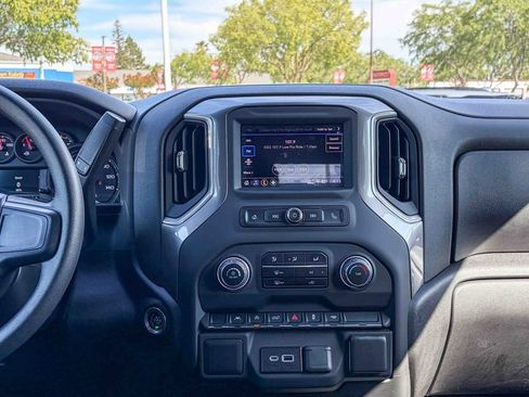 Used 2025 Chevrolet Silverado 1500 Custom RWD image 17