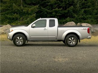 Used 2012 Nissan Frontier SV w/ SV Premium Utility Pkg AWD/4WD video 1