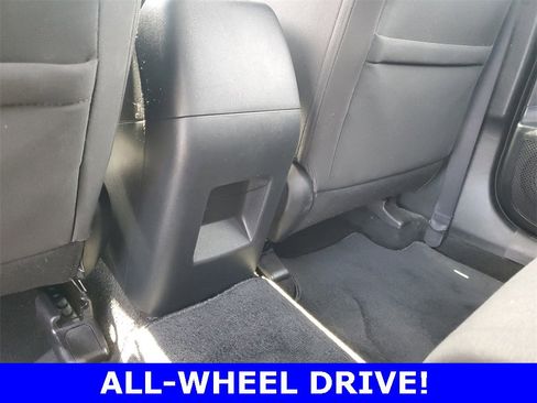 Used 2022 Hyundai Tucson SE image 12