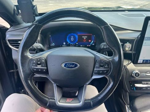 Used 2020 Ford Explorer ST w/ Premium Technology Package AWD/4WD image 11