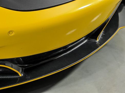Used 2018 McLaren 720S Performance RWD image 4