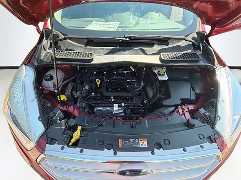 Used 2019 Ford Escape SEL AWD/4WD image 32