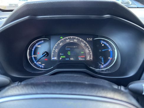 Used 2021 Toyota RAV4 XSE AWD/4WD image 17