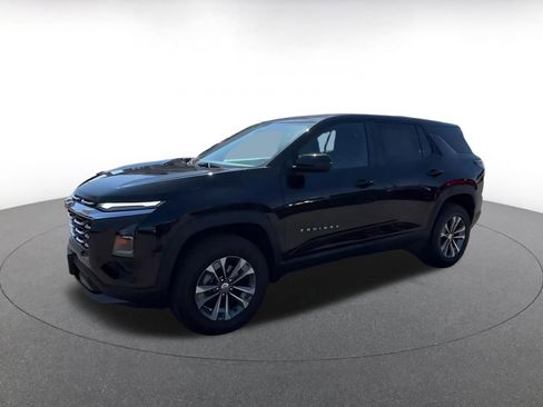 Used 2025 Chevrolet Equinox LT image 8