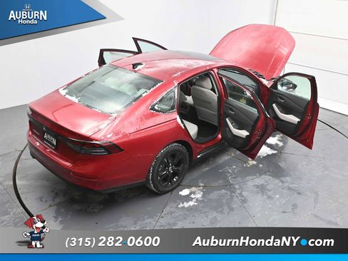 New 2025 Honda Accord SE image 37