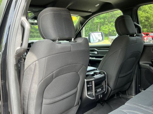 Used 2020 RAM 1500 Big Horn AWD/4WD image 34