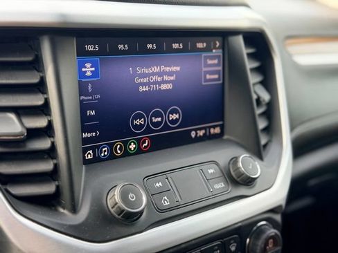 Used 2020 GMC Acadia SLE w/ Driver Convenience Package FWD image 14