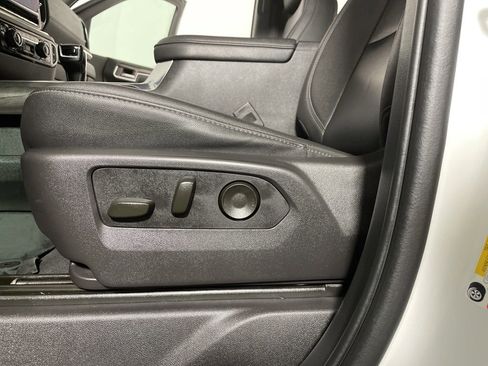 Used 2024 Chevrolet Silverado 1500 LTZ image 11