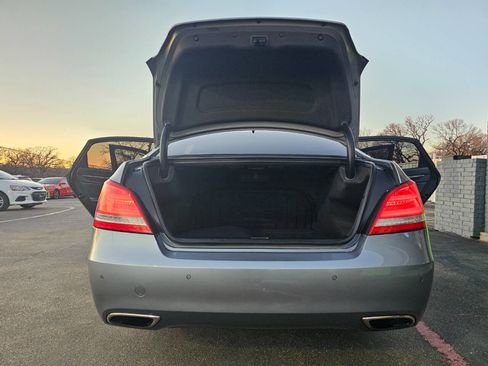 Used 2016 Hyundai Equus Signature image 50