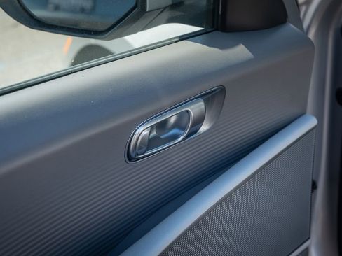 Used 2023 Hyundai Ioniq 6 SEL image 13