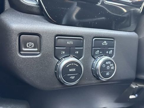 Used 2024 GMC Sierra 1500 Elevation image 46