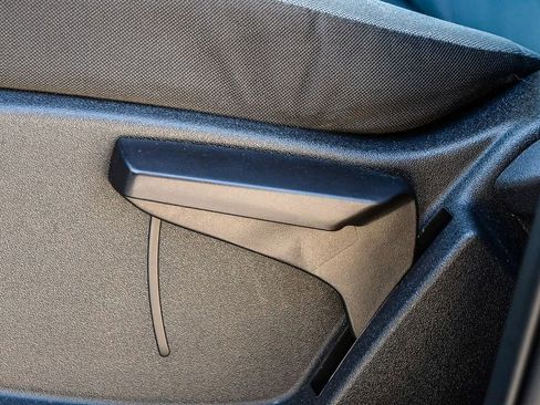 Used 2015 Ford Escape S image 25