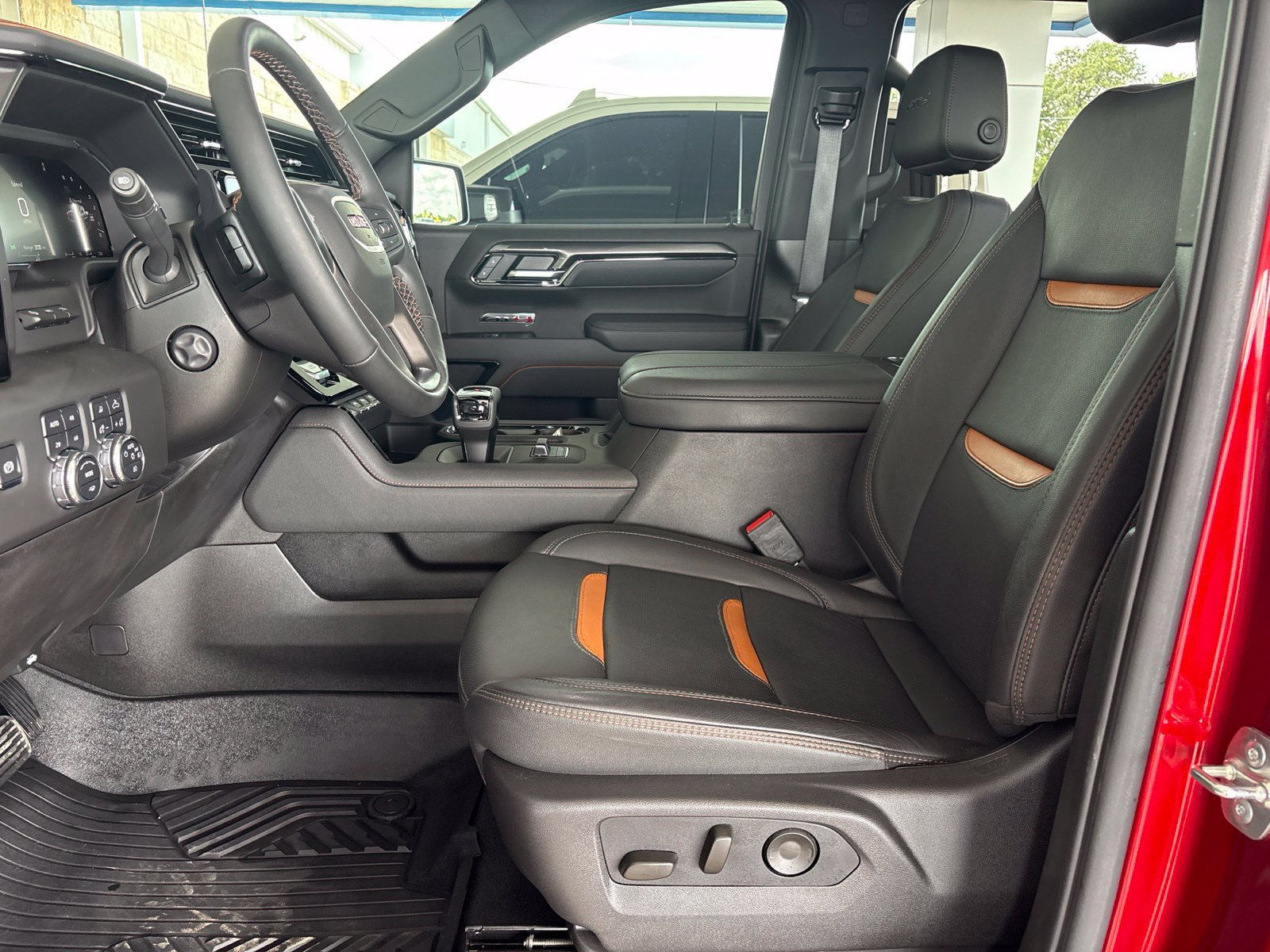 Used 2026 GMC Sierra 1500 AT4 w/ AT4 Premium Package AWD/4WD image 17