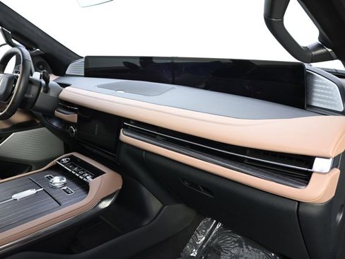 New 2026 Lincoln Navigator L Black Label AWD/4WD image 15