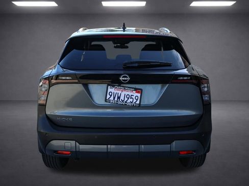 Used 2026 Nissan Kicks SV image 5