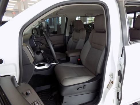 Used 2022 Nissan Frontier SV w/ Technology Package RWD image 21