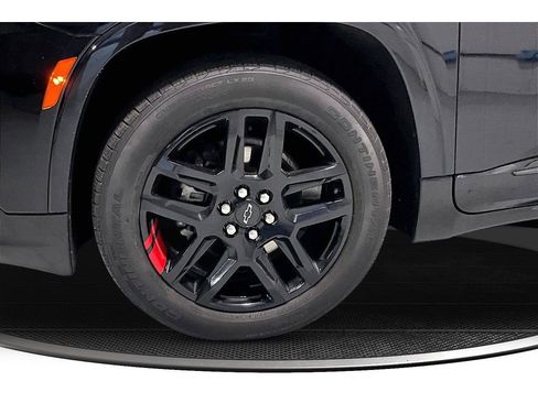 Used 2023 Chevrolet Traverse Premier w/ Redline Edition AWD/4WD image 10