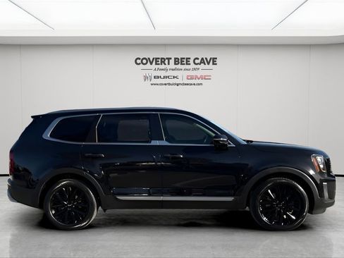Used 2021 Kia Telluride SX image 11