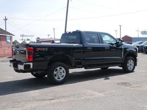 Used 2025 Ford F350 XLT w/ 360-Degree Camera Package AWD/4WD image 3