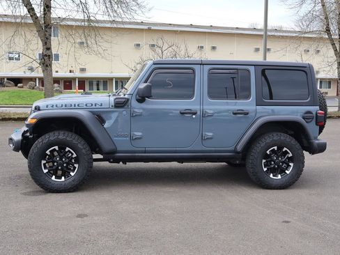 Used 2024 Jeep Wrangler Unlimited Rubicon 4xe image 3