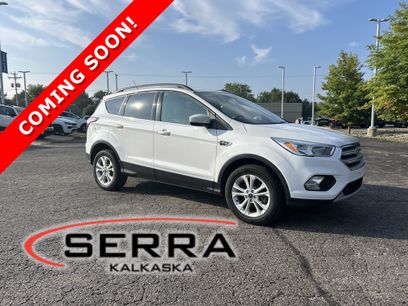 Used 2018 Ford Escape SE w/ SE Sync 3 Package