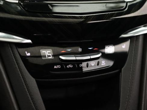 Used 2021 Cadillac XT6 Premium Luxury AWD/4WD image 18