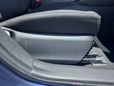 Used 2023 Toyota Corolla LE FWD image 30
