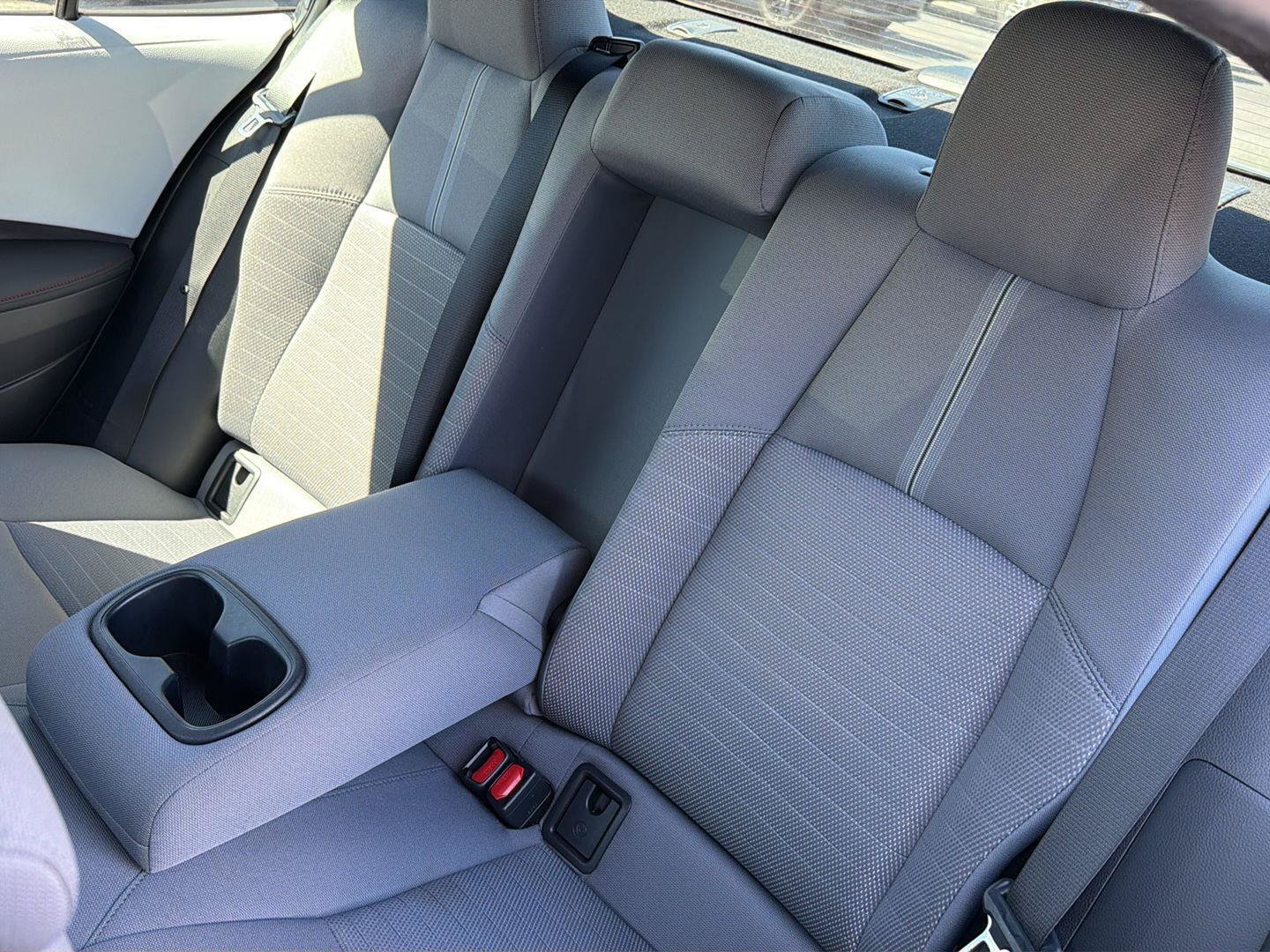 Used 2023 Toyota Corolla SE FWD image 30