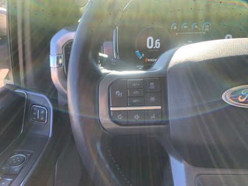 Used 2022 Ford F150 Lariat w/ Equipment Group 502A High image 17