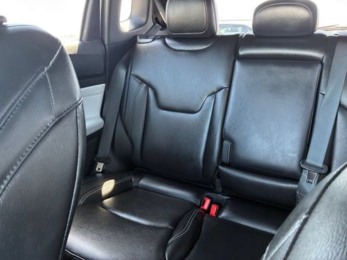 Used 2025 Jeep Compass Limited AWD/4WD image 39