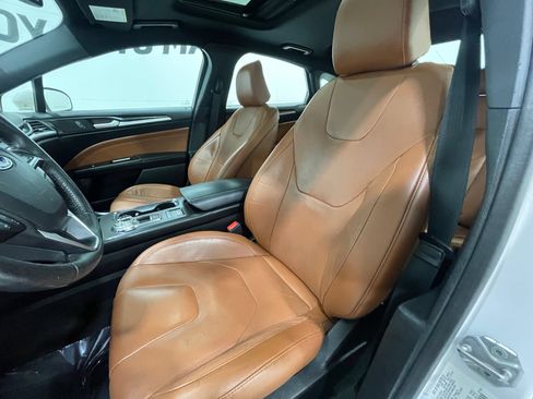 Used 2020 Ford Fusion Titanium FWD image 14