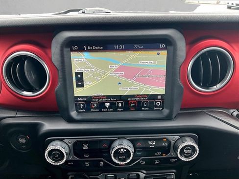Used 2020 Jeep Wrangler Unlimited Rubicon AWD/4WD image 8