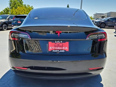 Used 2021 Tesla Model 3 Standard Range Plus RWD image 4