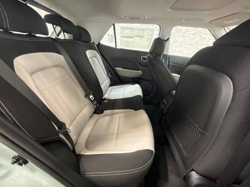 New 2026 Hyundai Venue SEL FWD image 13