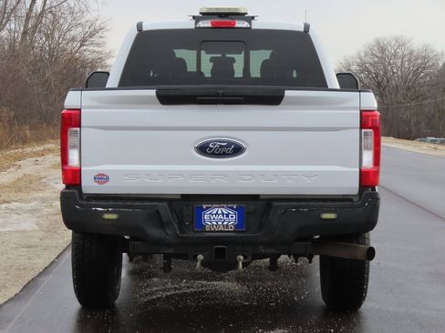 Used 2019 Ford F250 XL w/ STX Appearance Package image 12