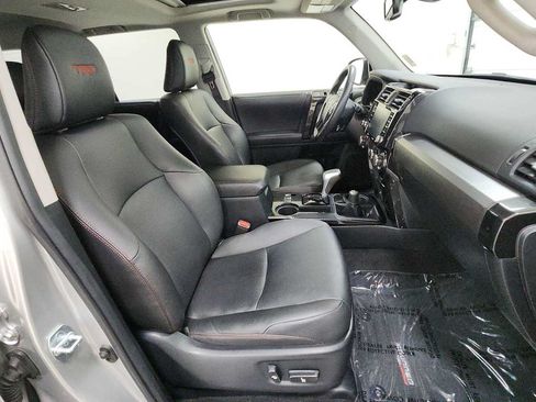 Certified 2021 Toyota 4Runner TRD Off-Road Premium w/ Moonroof Package AWD/4WD image 30