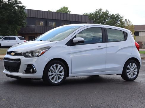 Used 2018 Chevrolet Spark LT FWD image 11